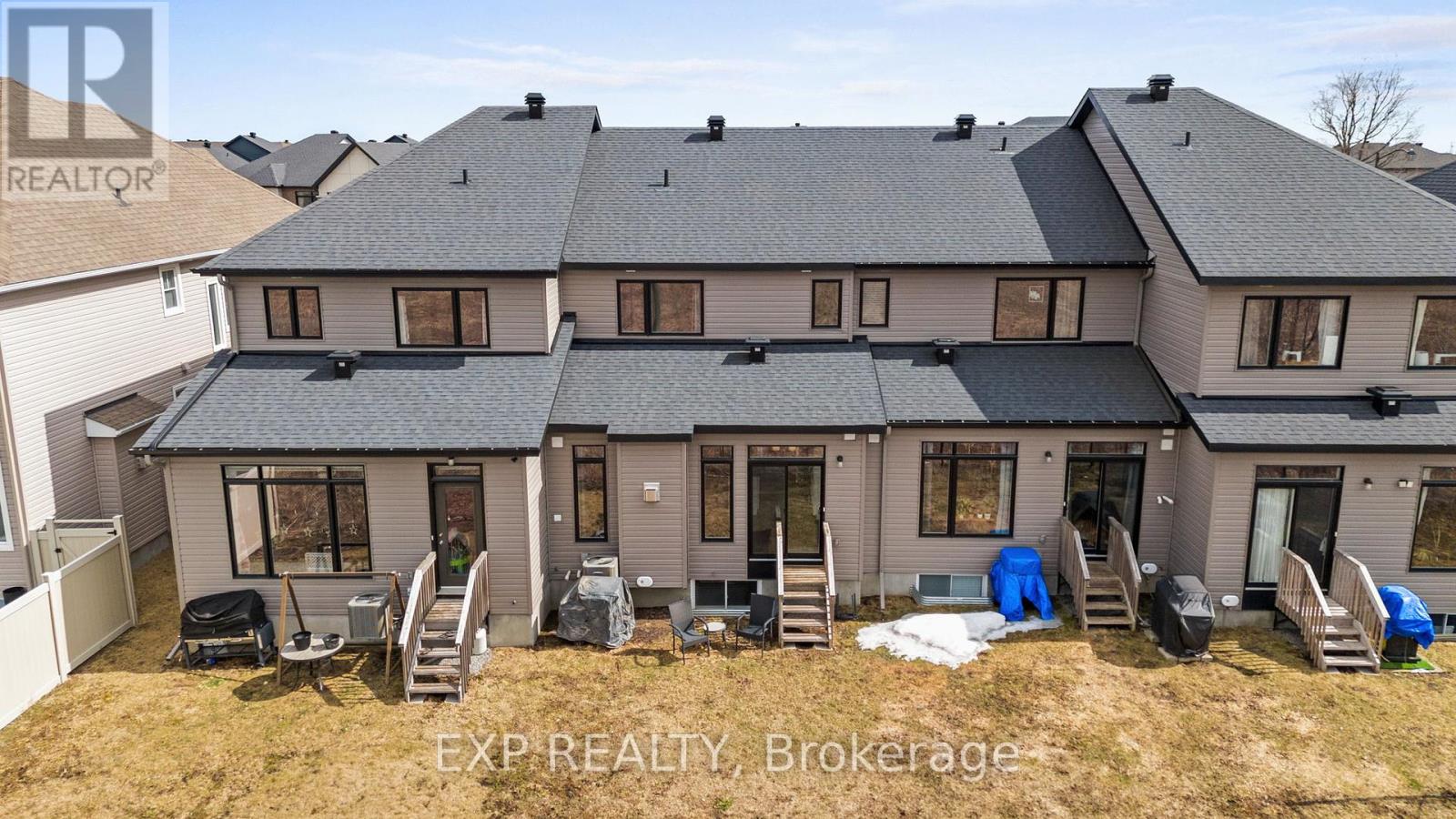 653 Putney Crescent