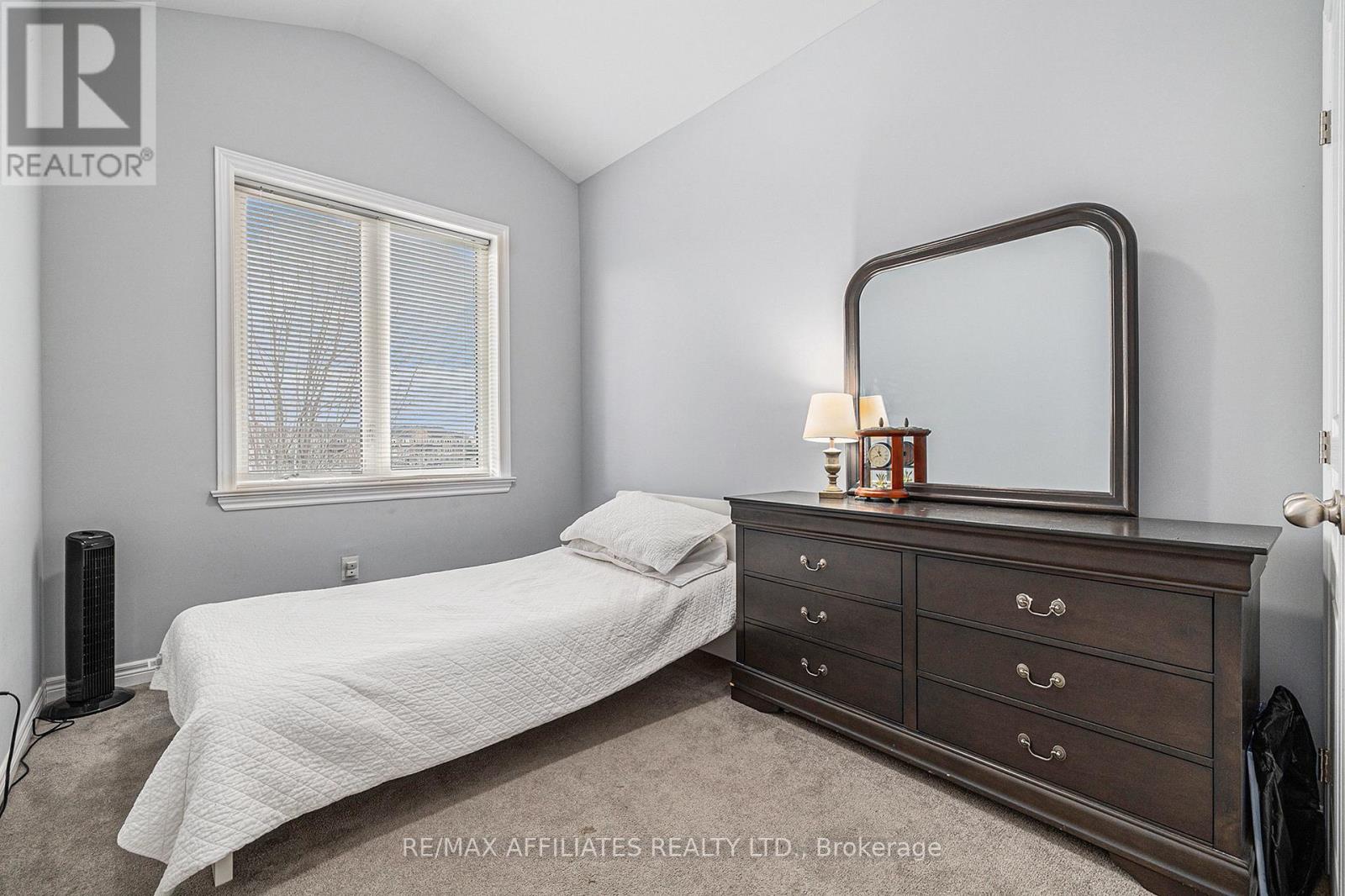 64 Watershield Ridge