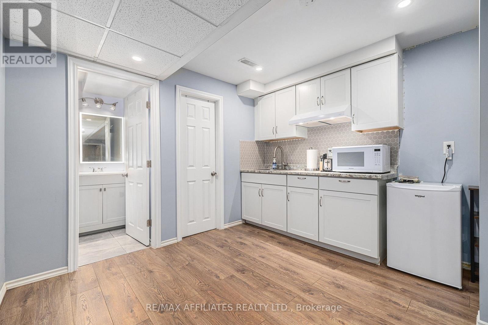 64 Watershield Ridge