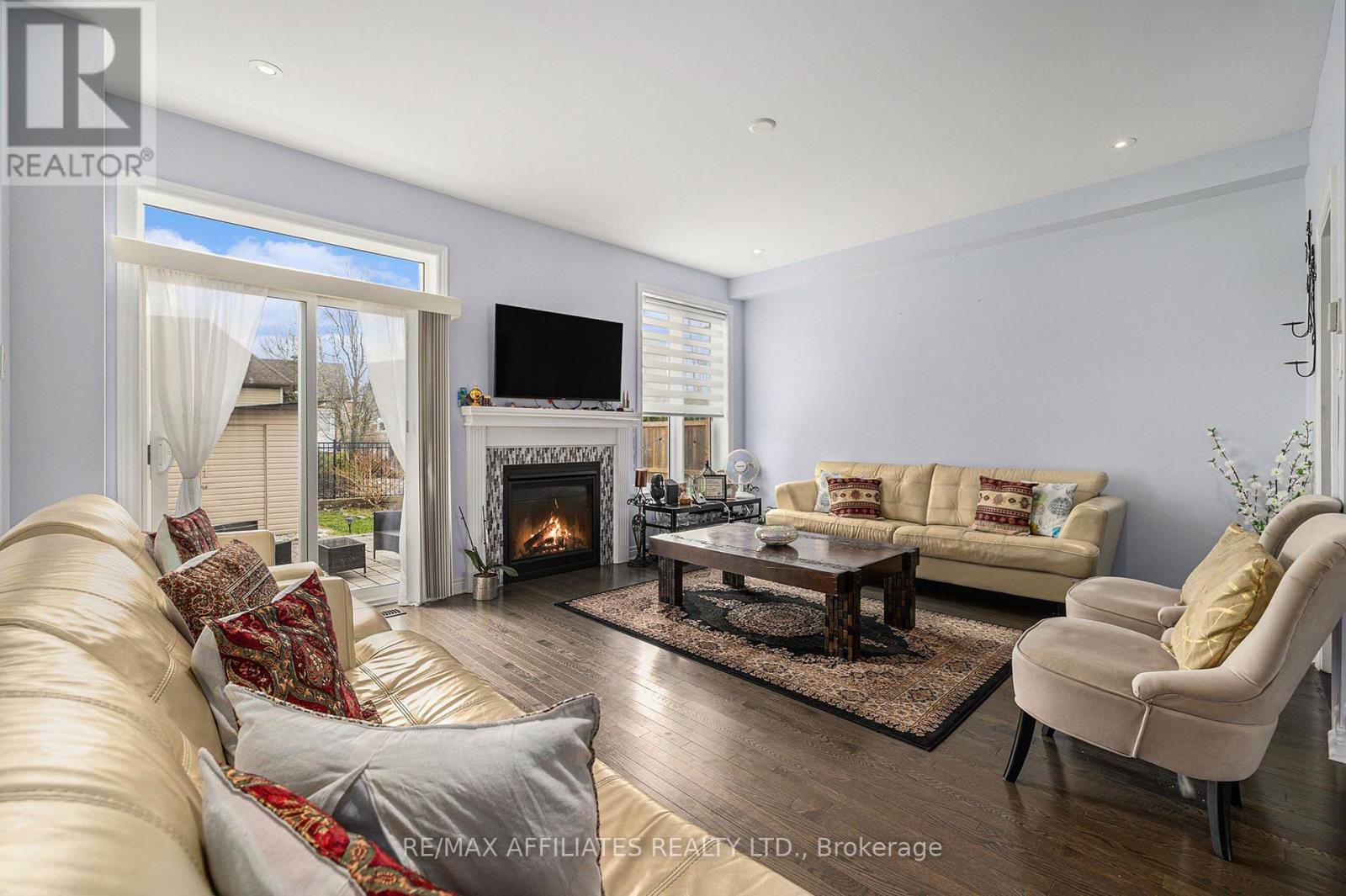 64 Watershield Ridge