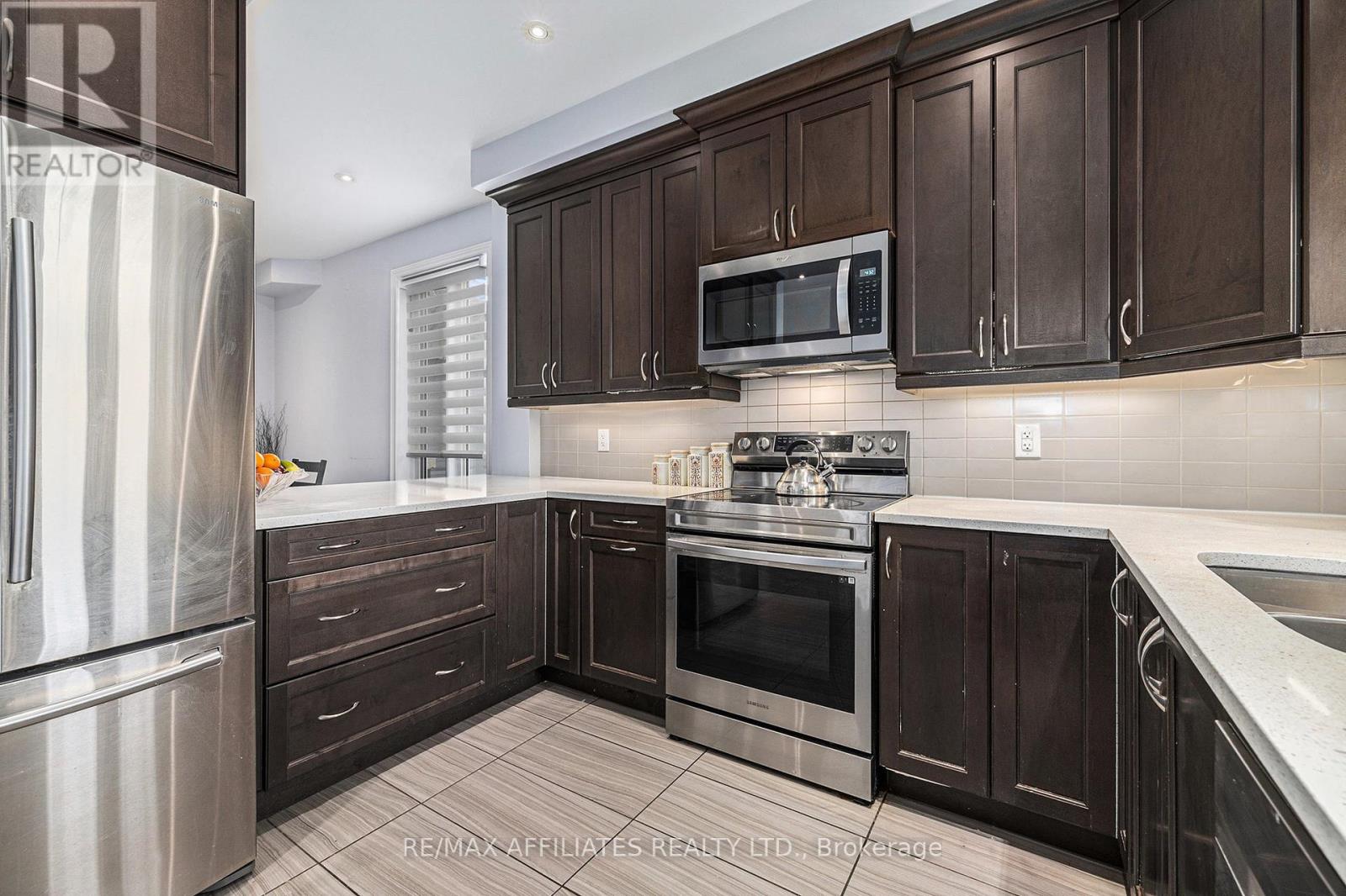 64 Watershield Ridge