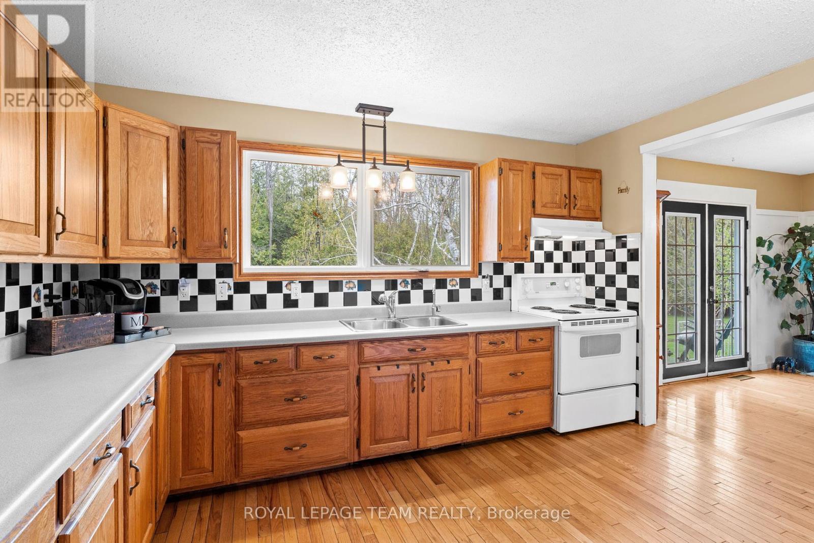 2915 County Rd 20 Road