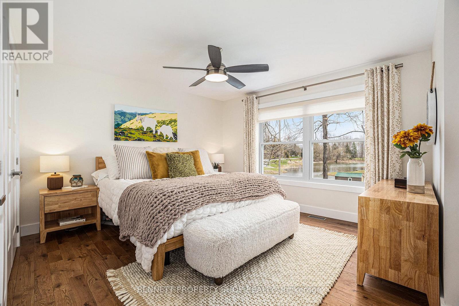 16084 Lakeside Drive
