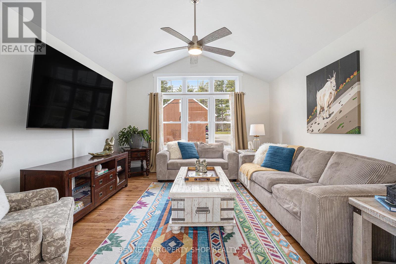 16084 Lakeside Drive