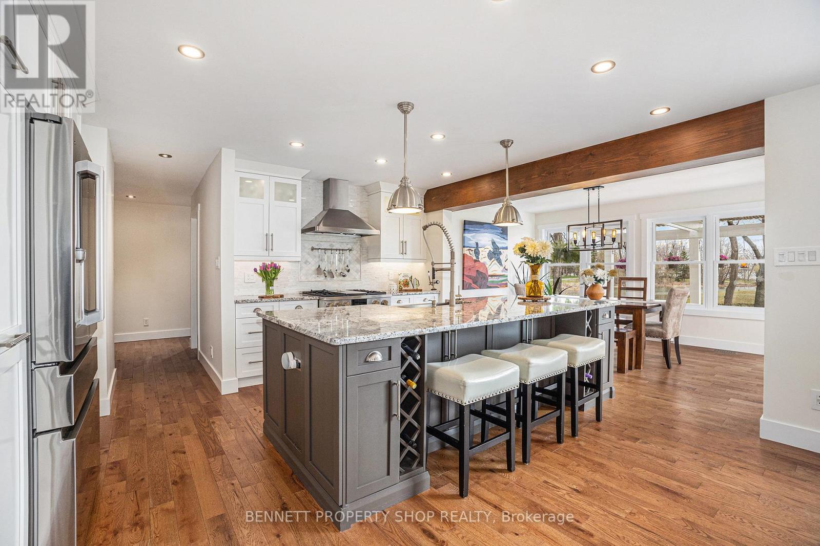 16084 Lakeside Drive