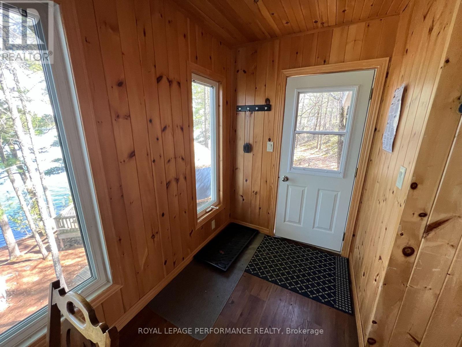 319 Bayview Lodge Road