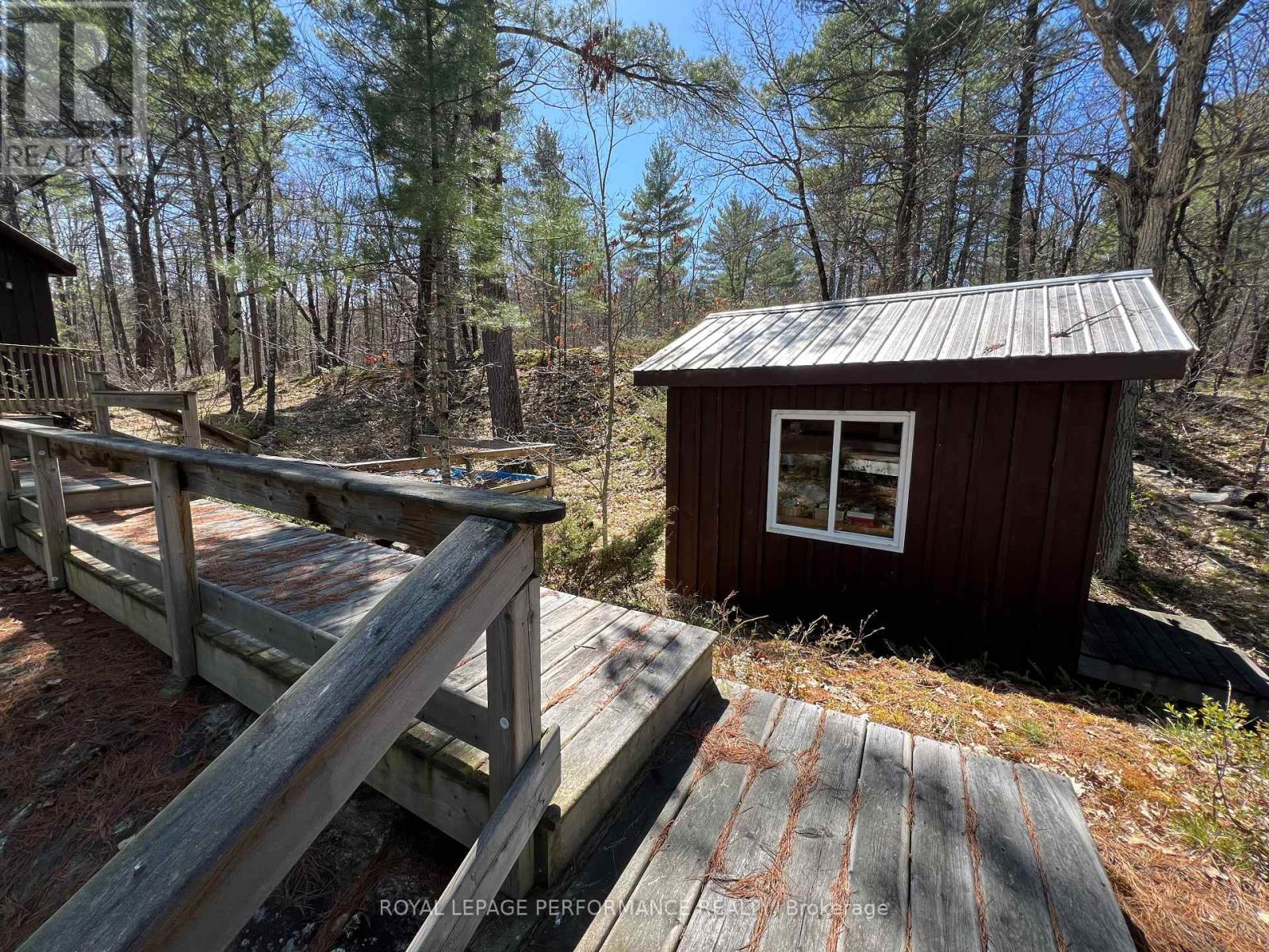 319 Bayview Lodge Road