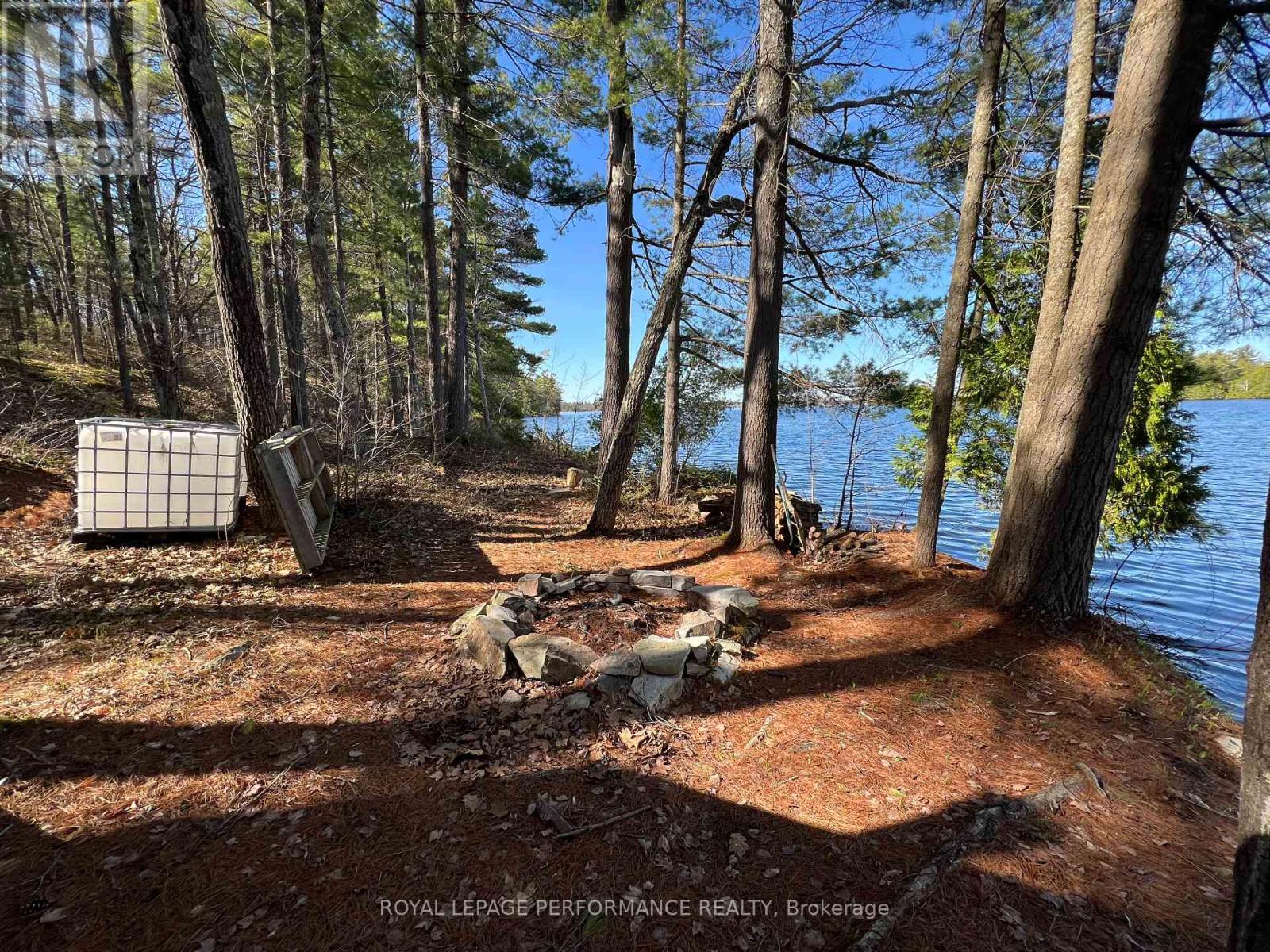 319 Bayview Lodge Road
