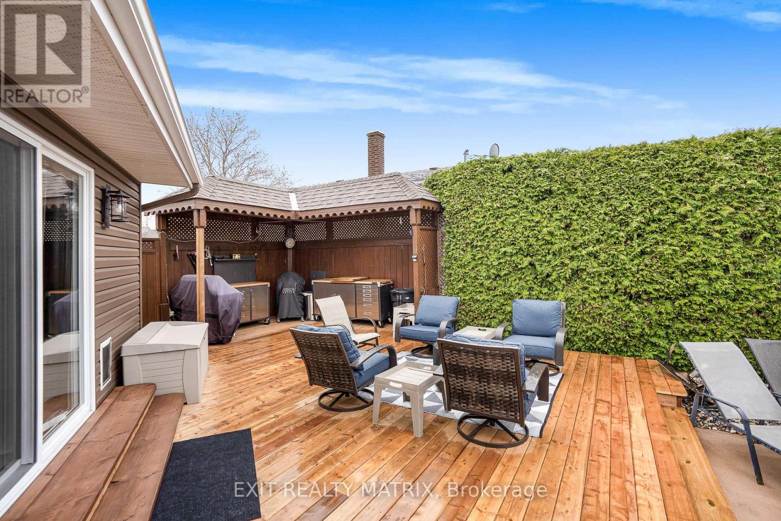 510 Parisien Street