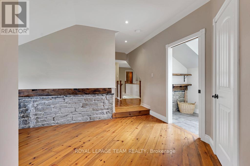 1285 Craig Road
