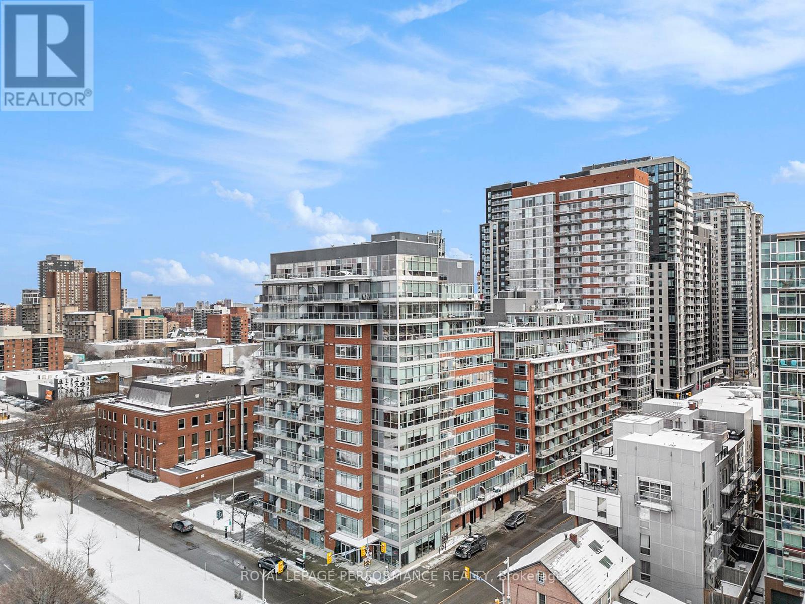 302 - 180 York Street