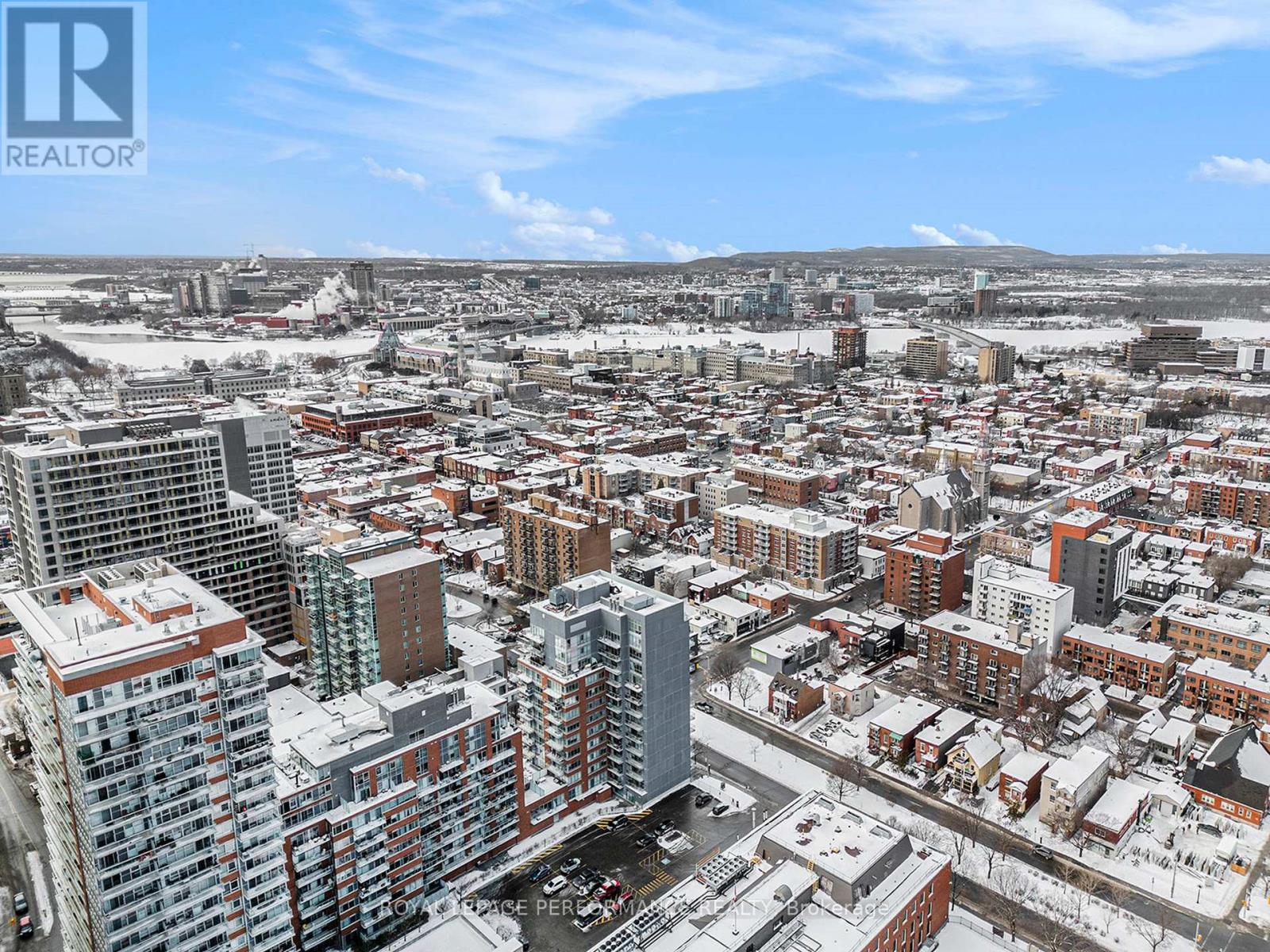 302 - 180 York Street