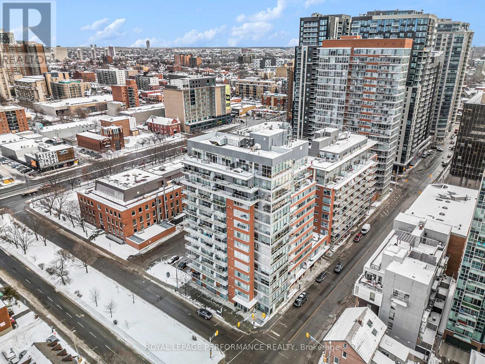 302 - 180 York Street