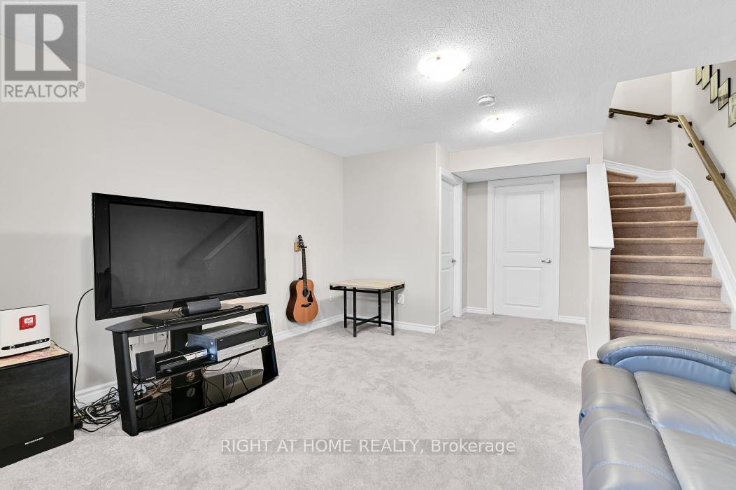 166 Gardenpost Terrace