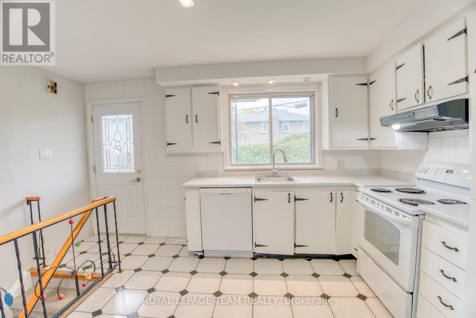 53 Drouin Avenue
