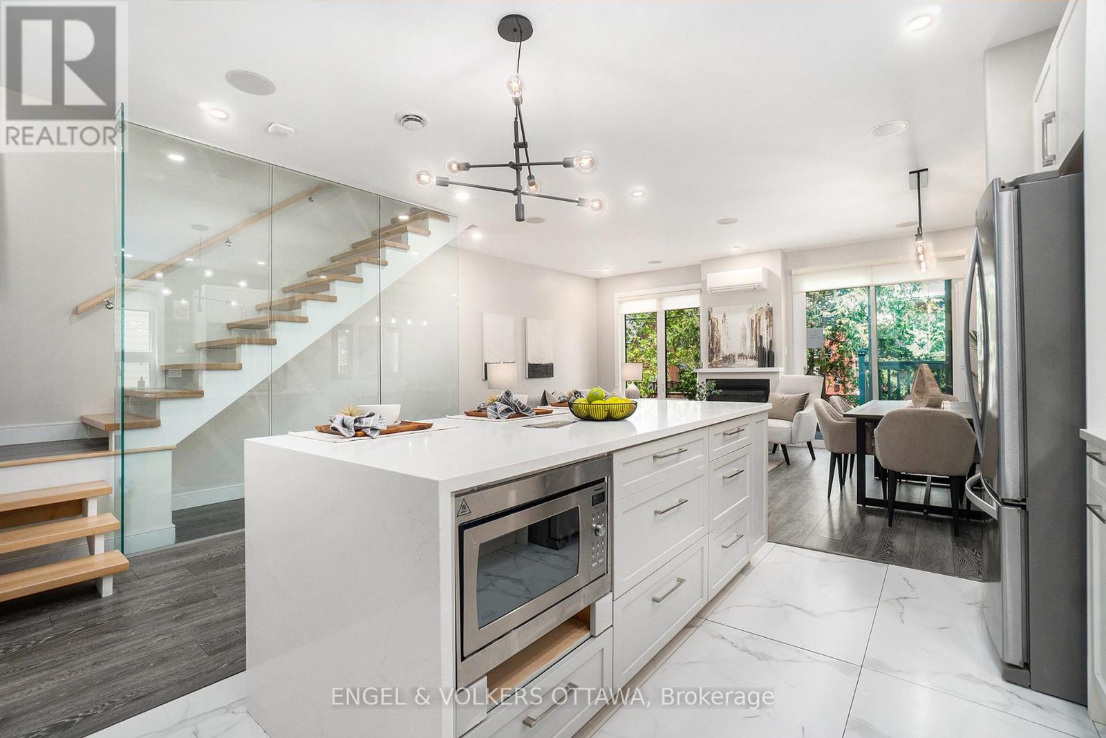 15 Granville Avenue