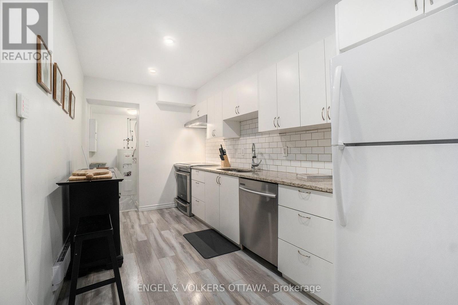 15 Granville Avenue