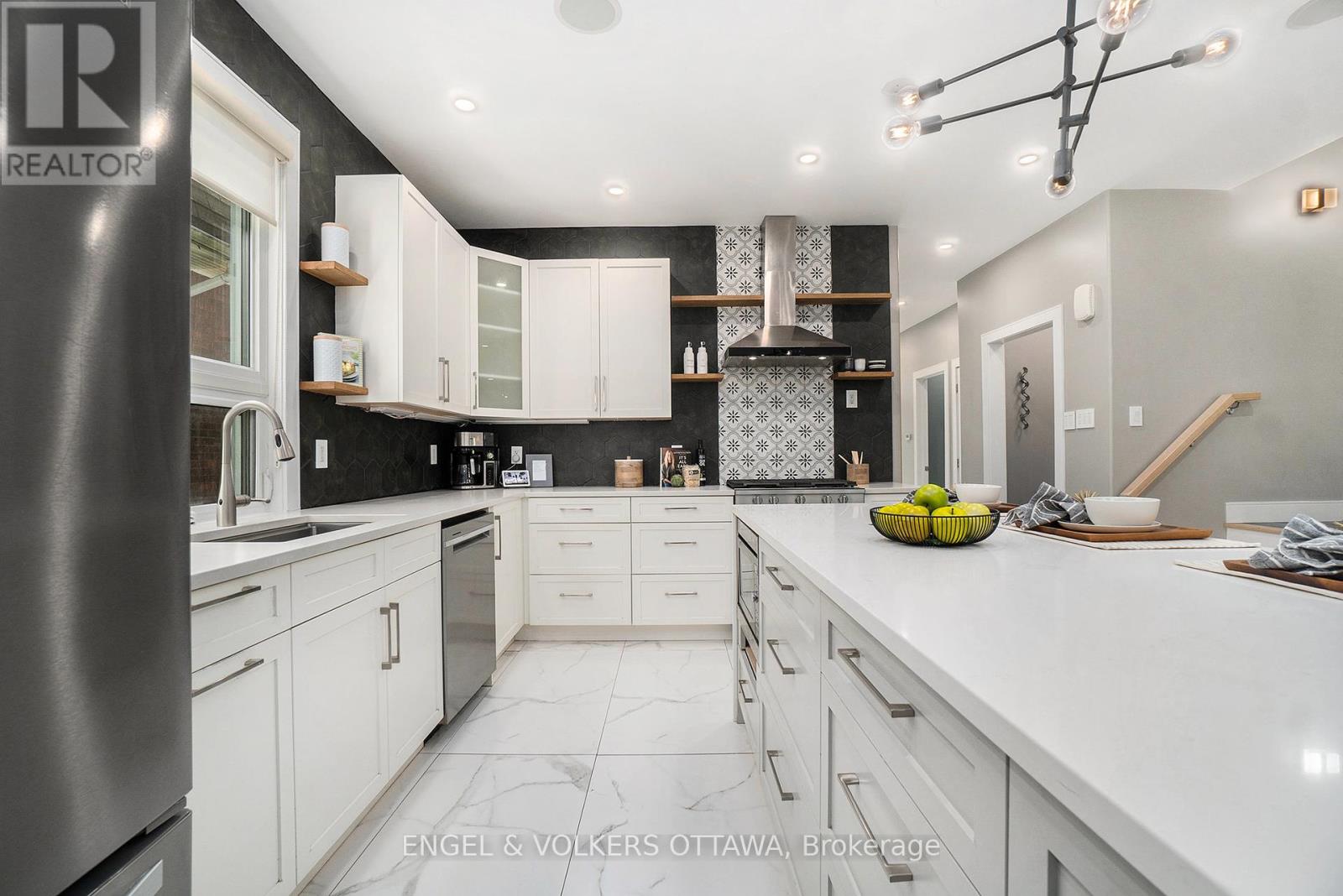 15 Granville Avenue
