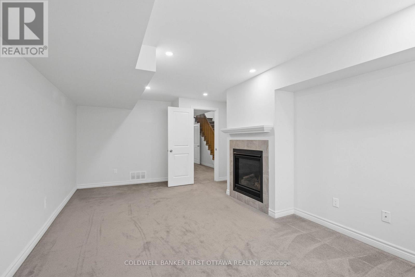 47 Salamander Way