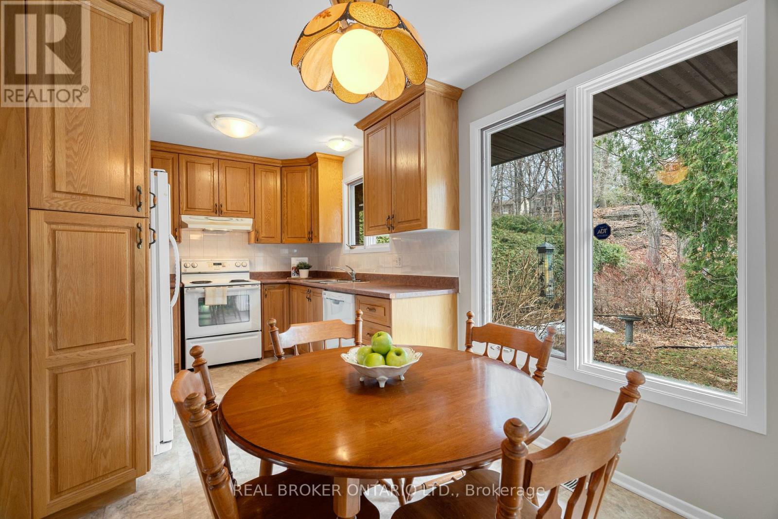 127 Chimo Drive