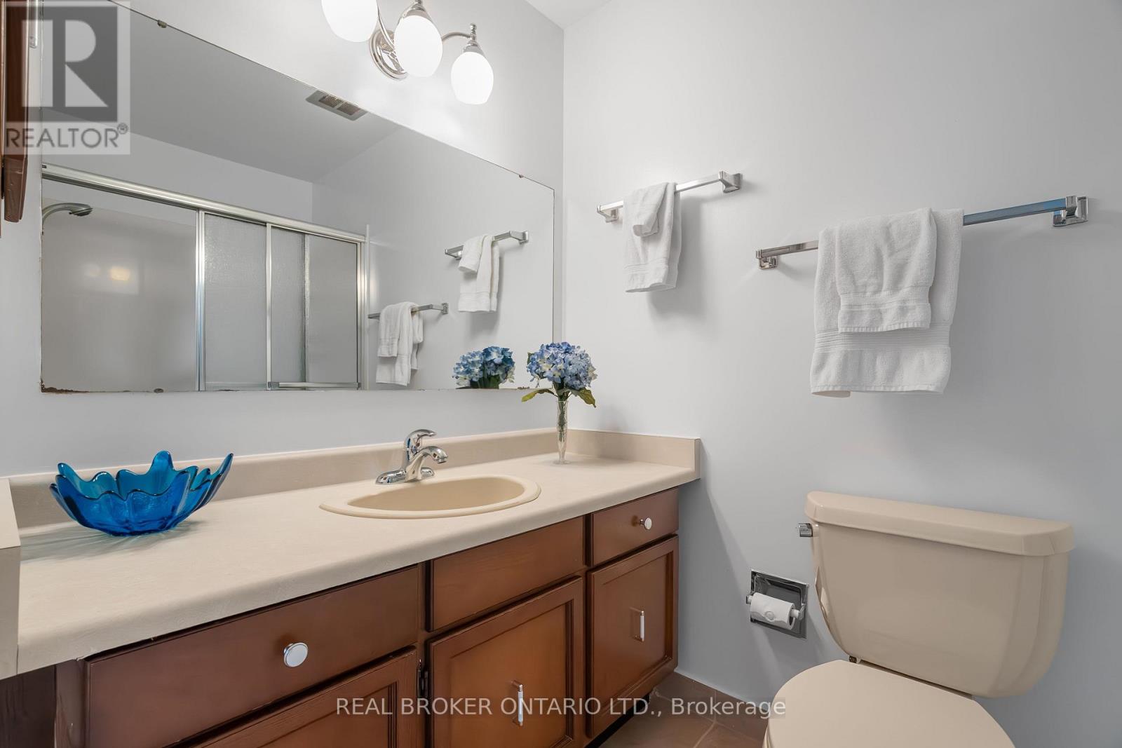 127 Chimo Drive