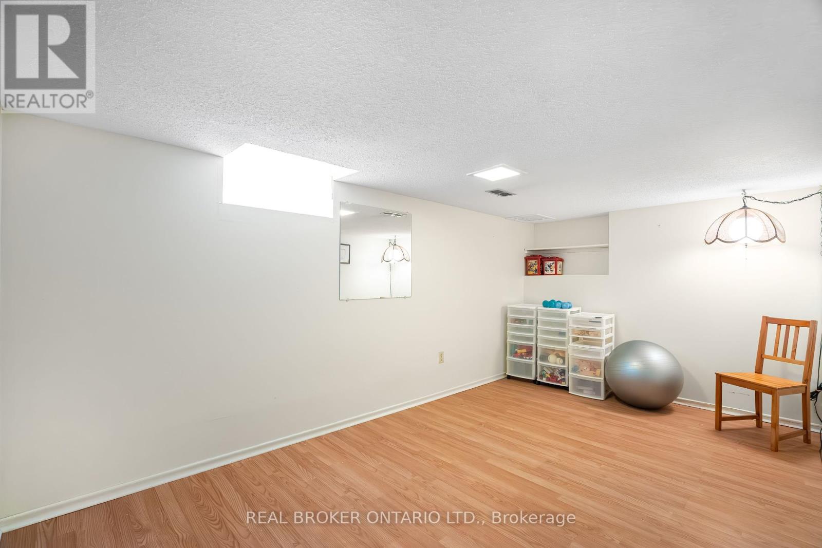 127 Chimo Drive