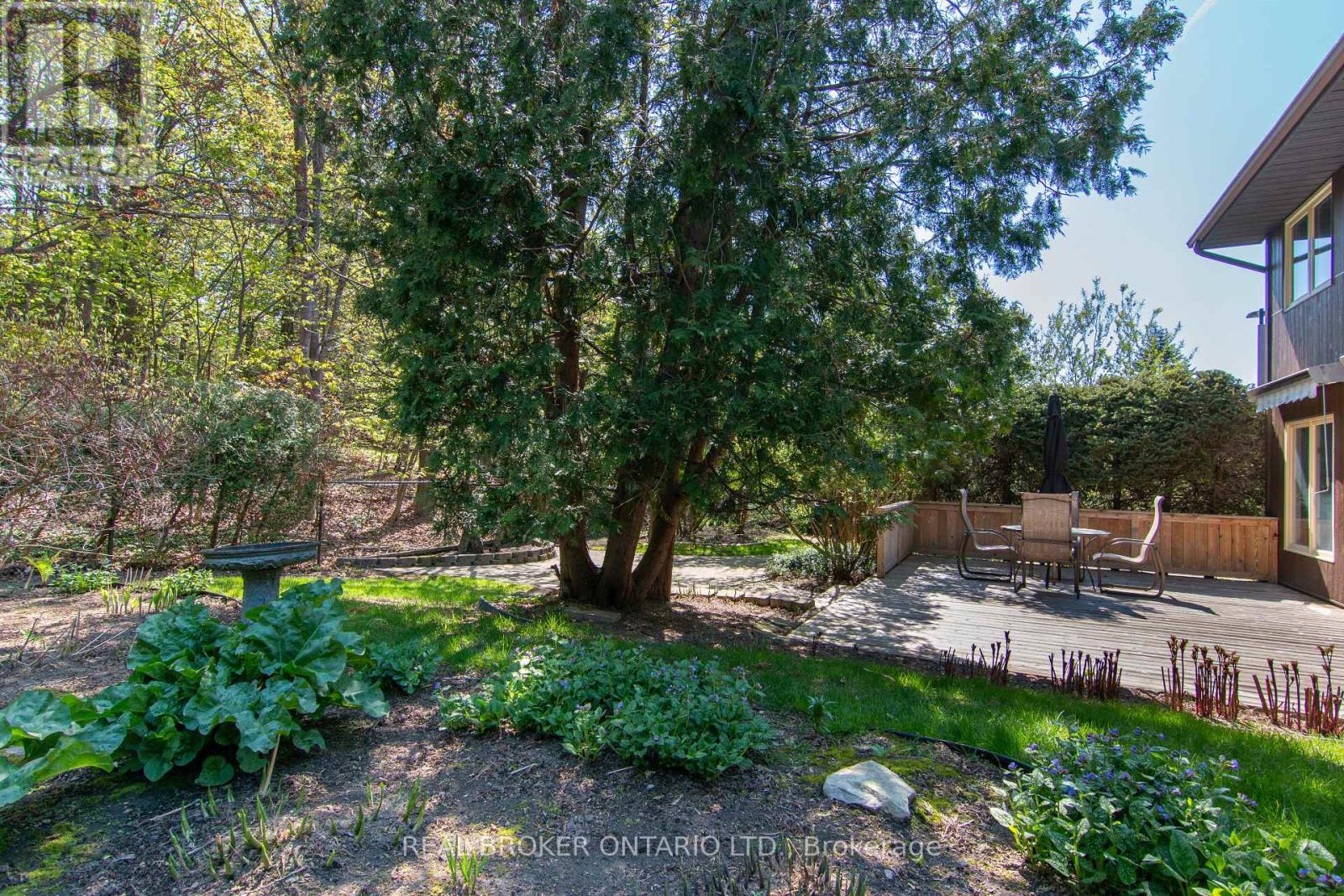 127 Chimo Drive
