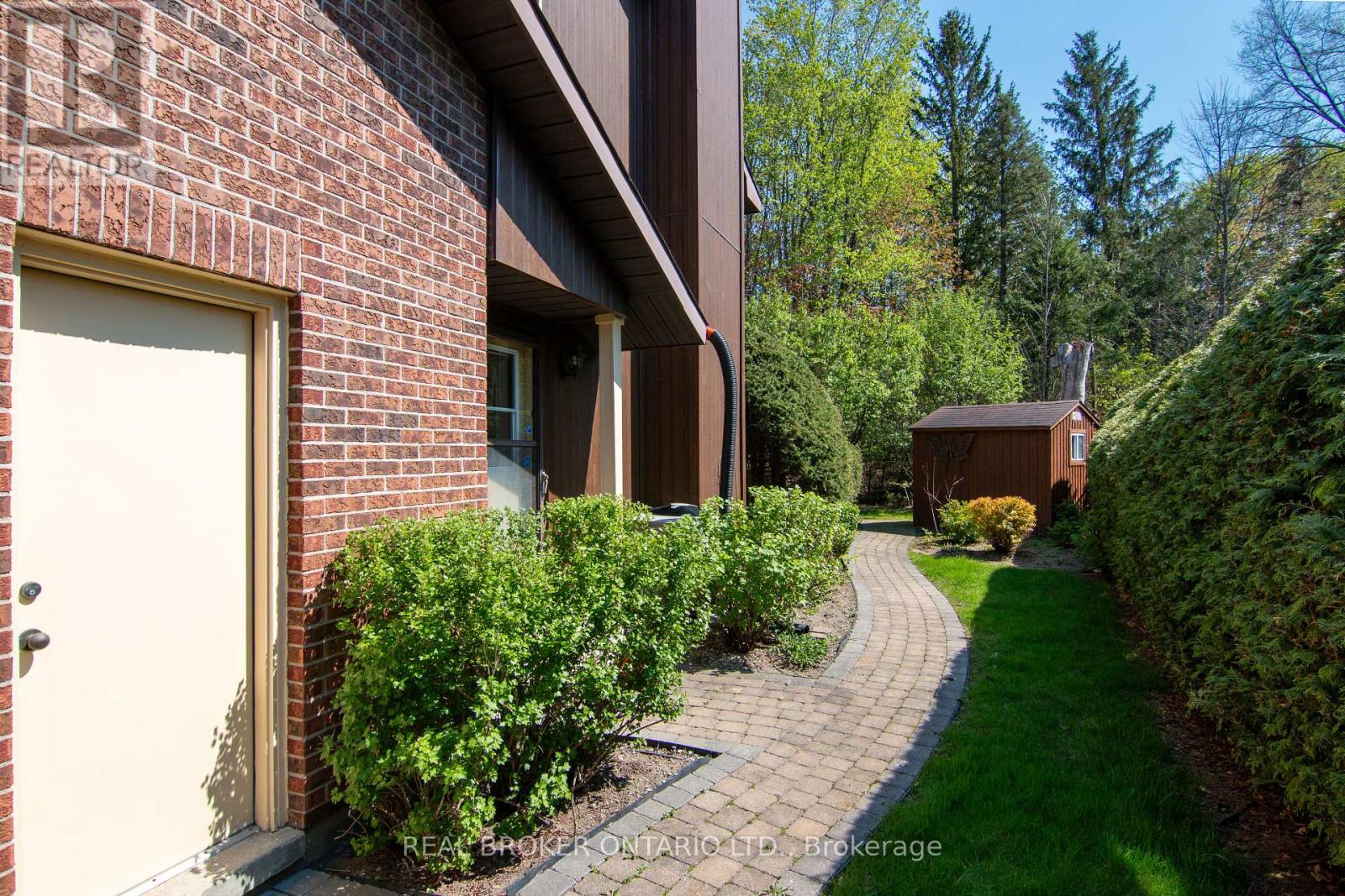 127 Chimo Drive