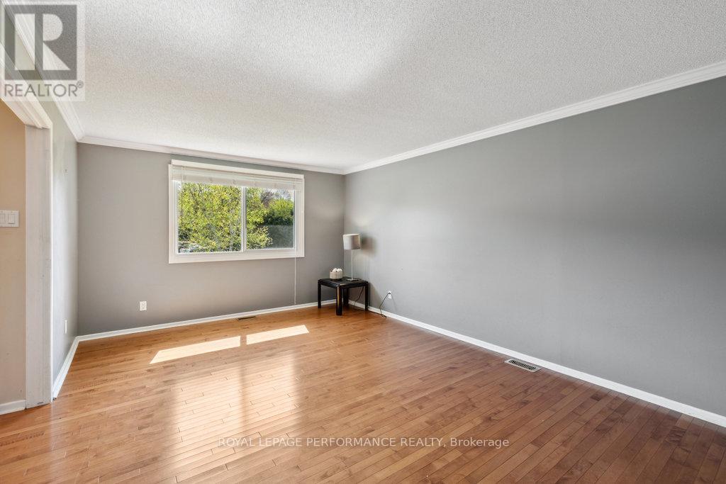 2045 Deerhurst Court