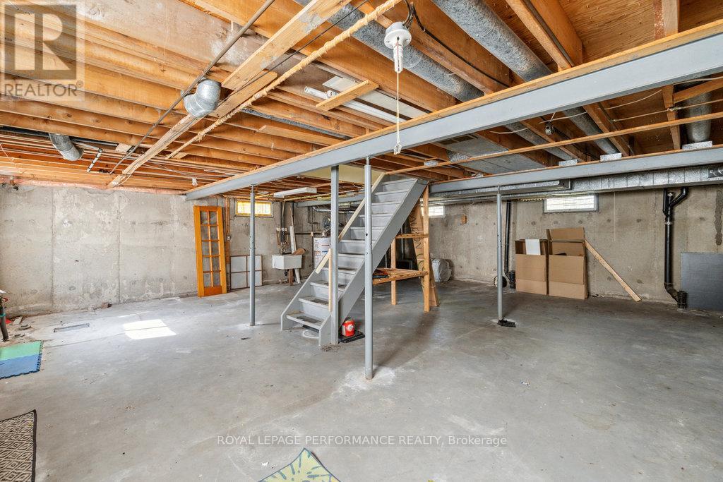 2045 Deerhurst Court