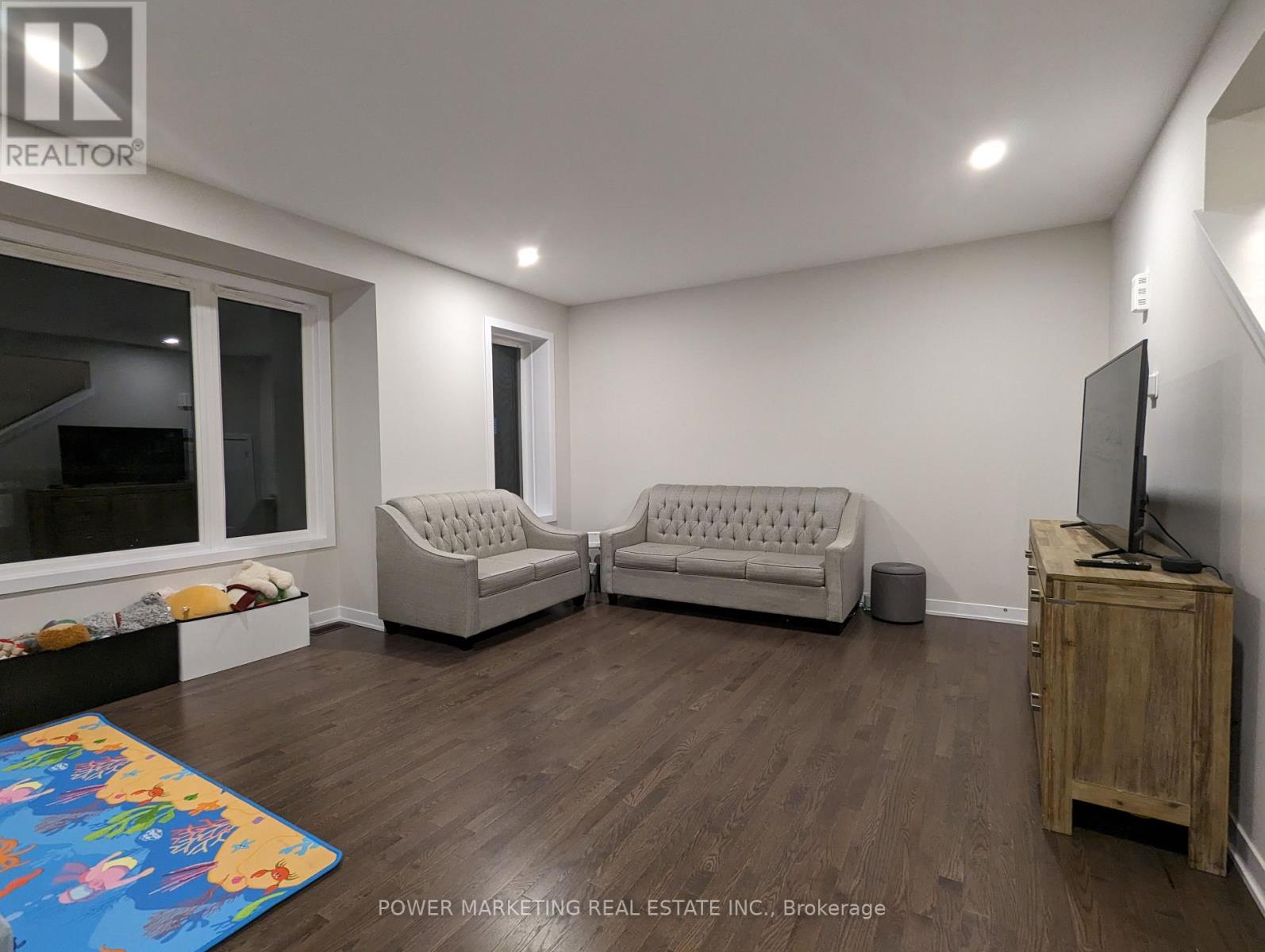 346 Falsetto Street