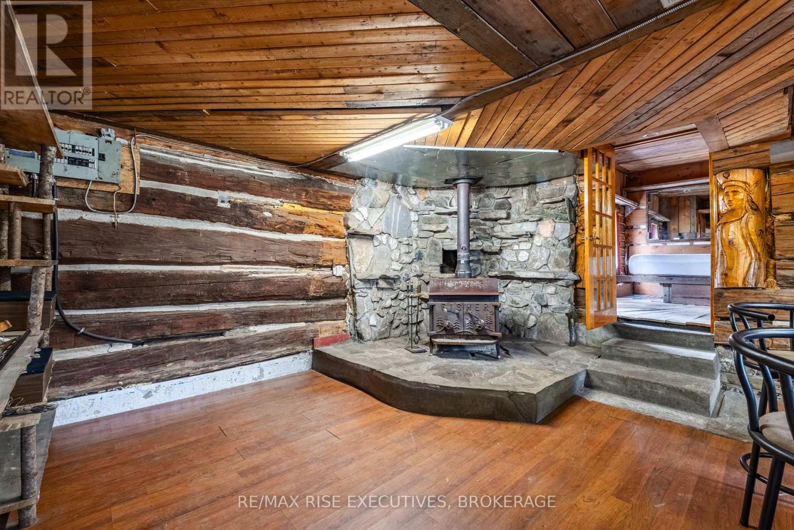 884 Darling Concession 7 Road