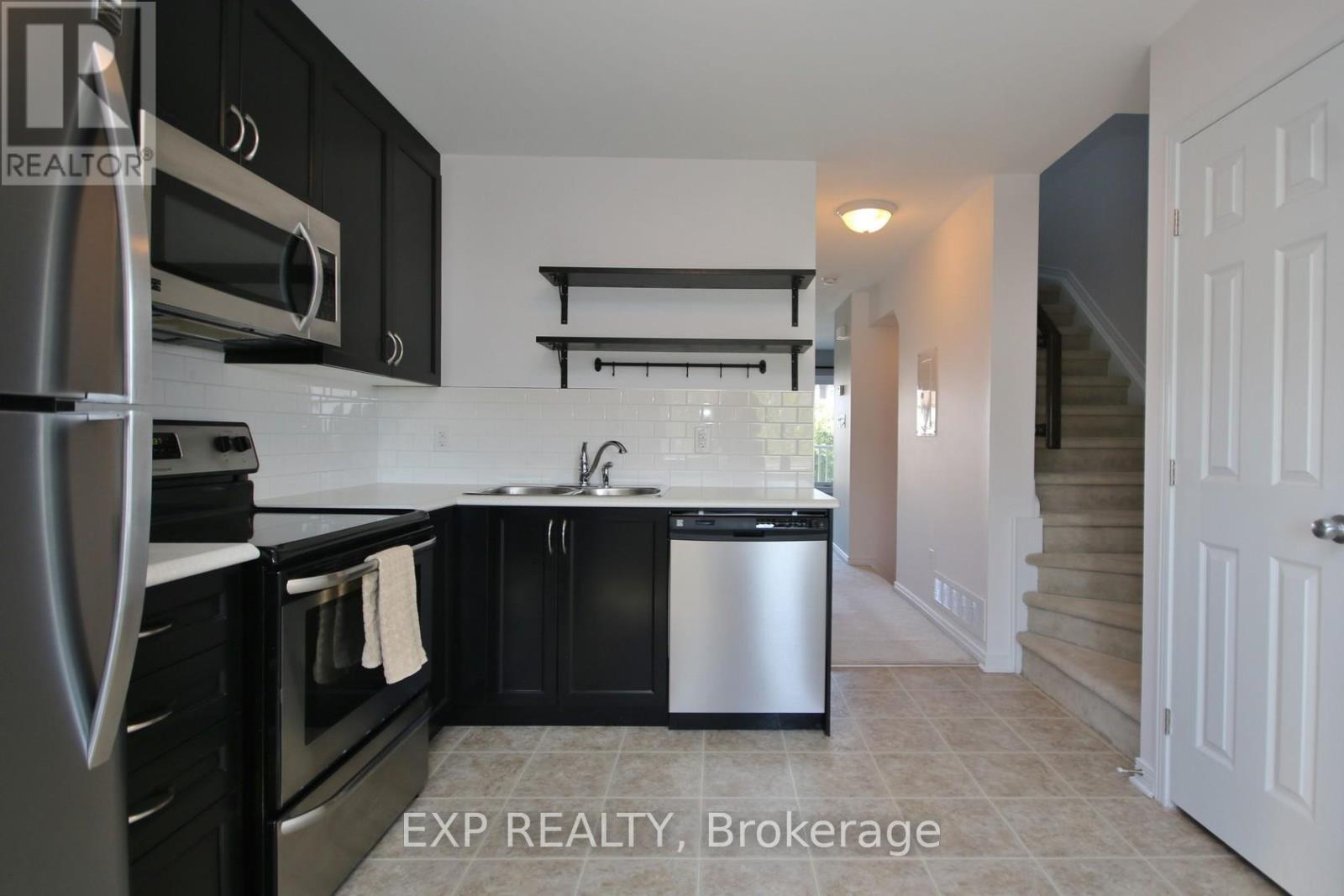 162 Urbancrest Private