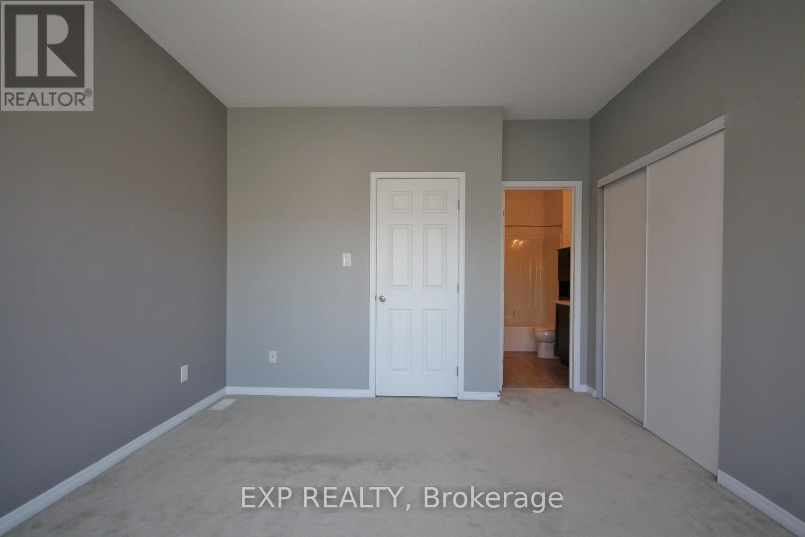 162 Urbancrest Private