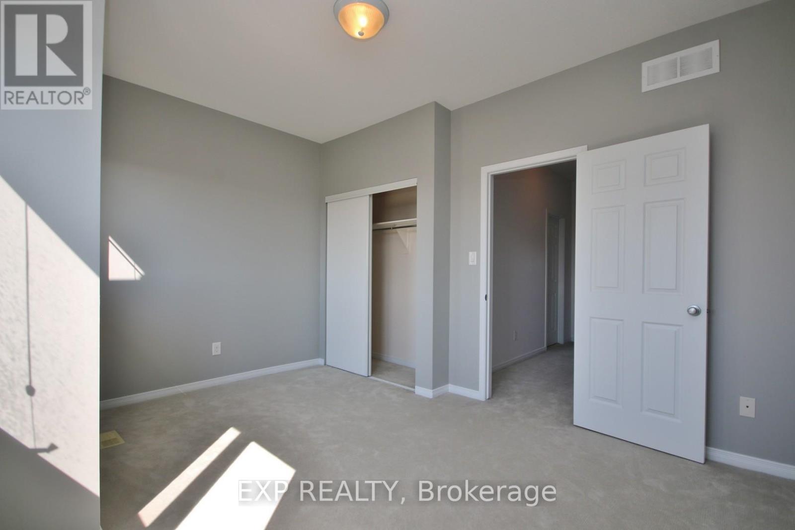 162 Urbancrest Private