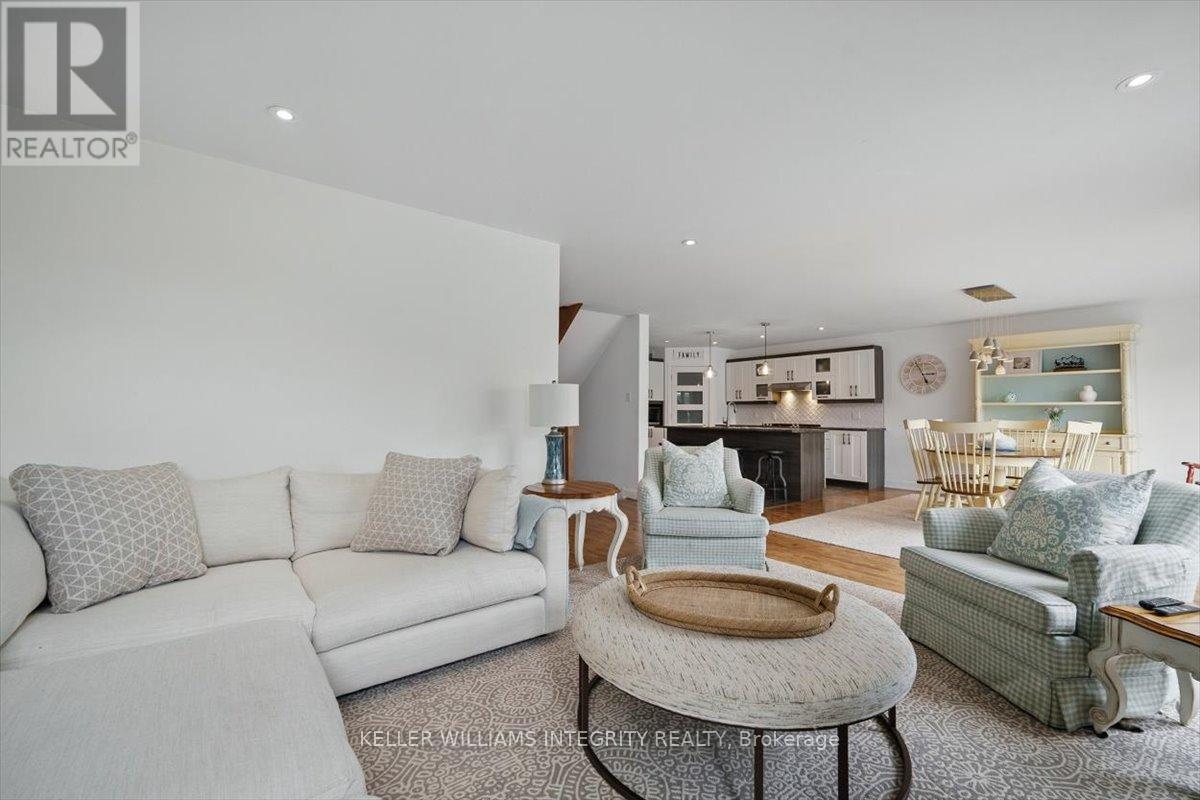 74 Cobblestone Drive