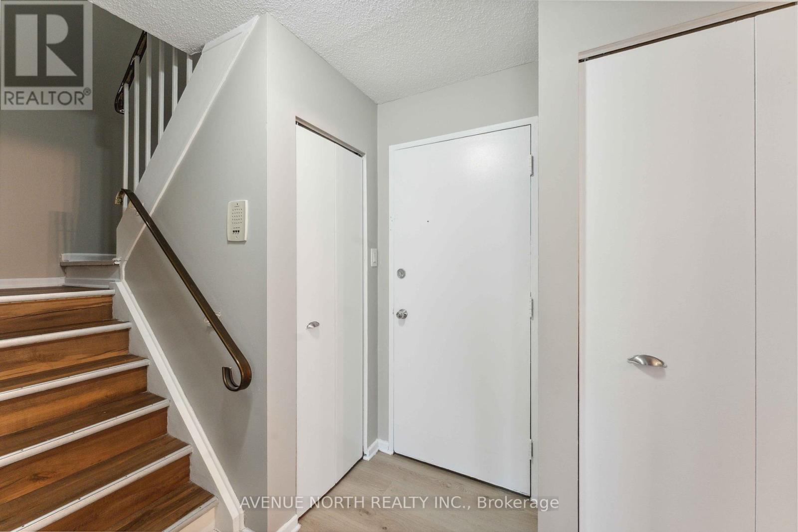 34j - 1958 Jasmine Crescent