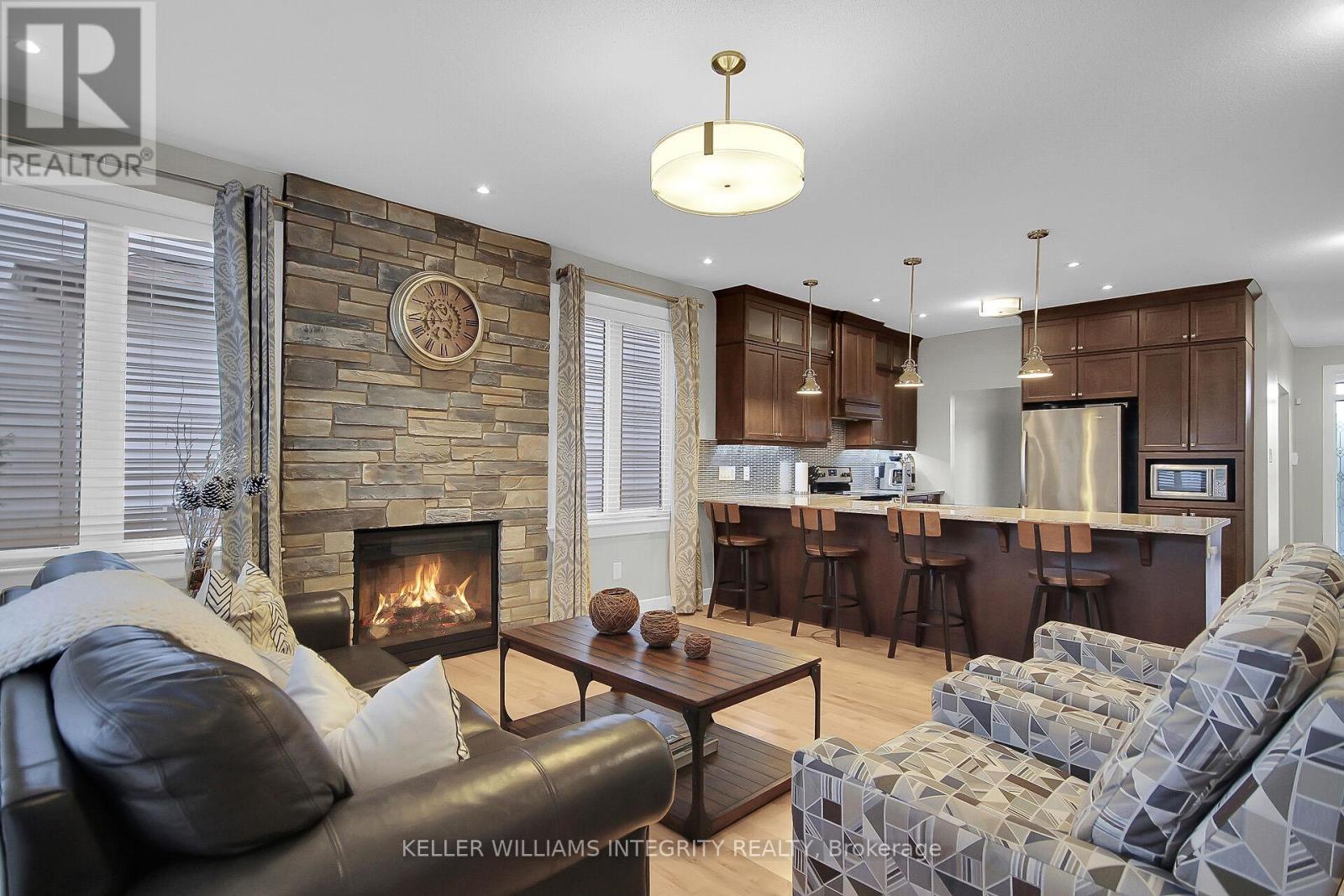 15 York Crossing