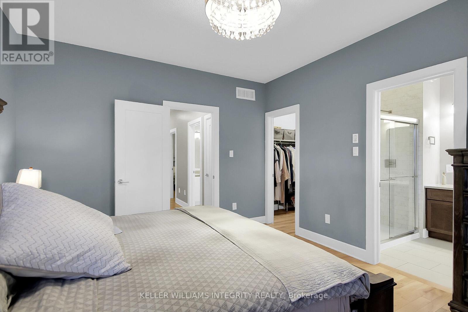 15 York Crossing
