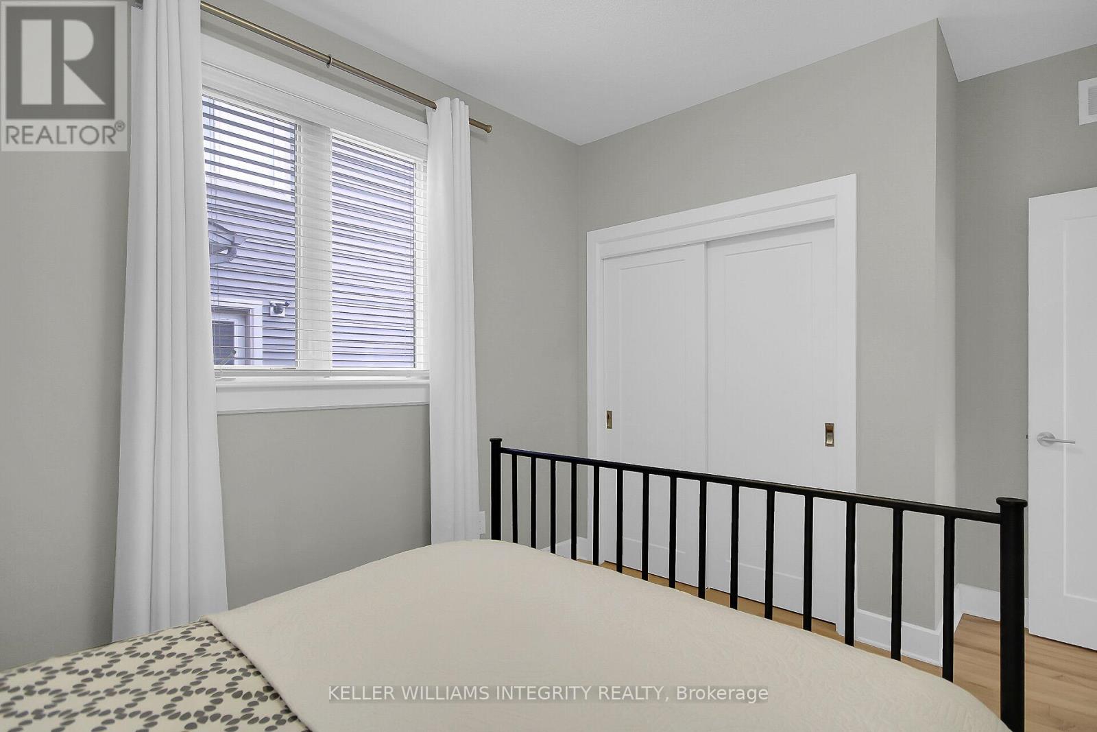 15 York Crossing