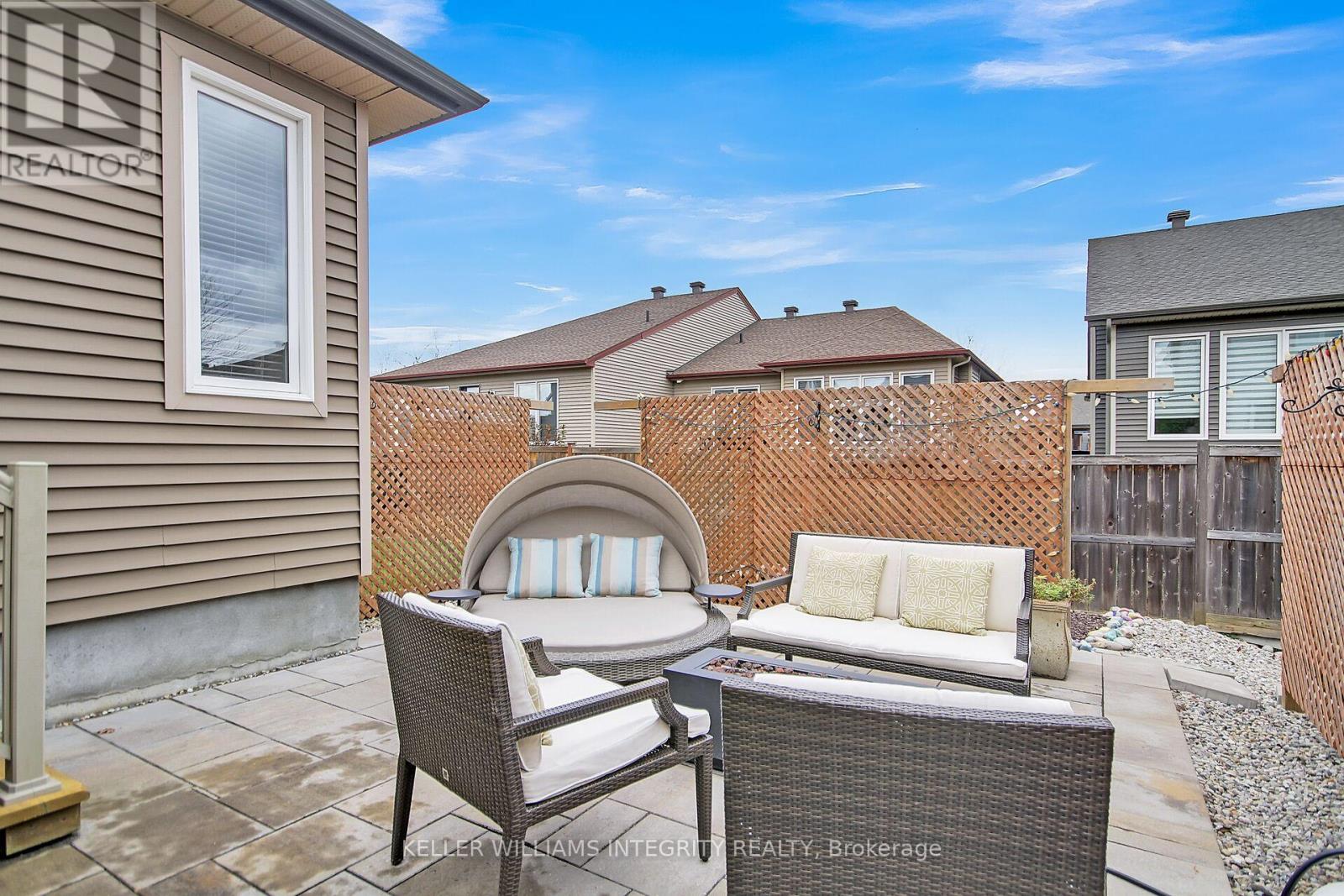 15 York Crossing