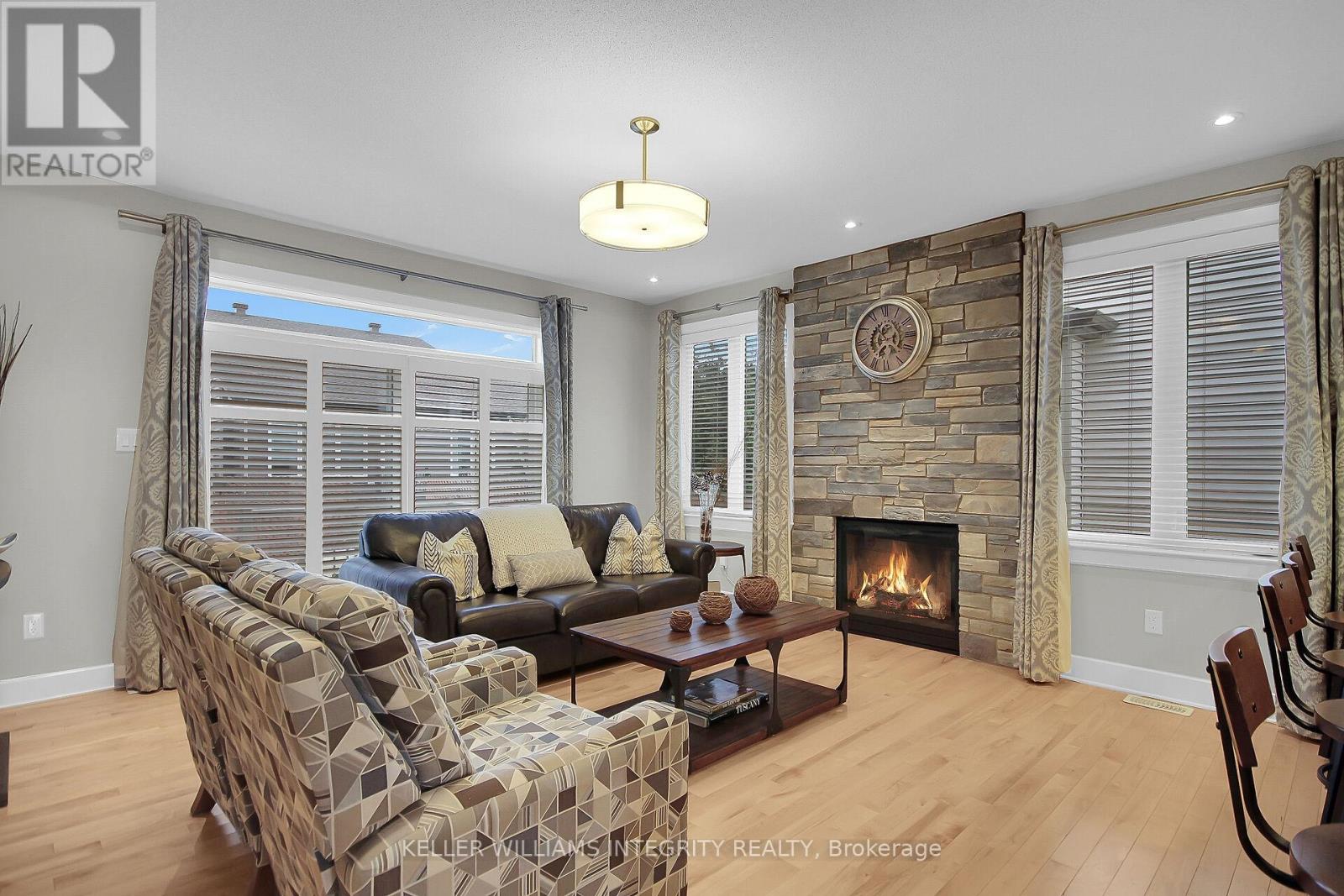 15 York Crossing
