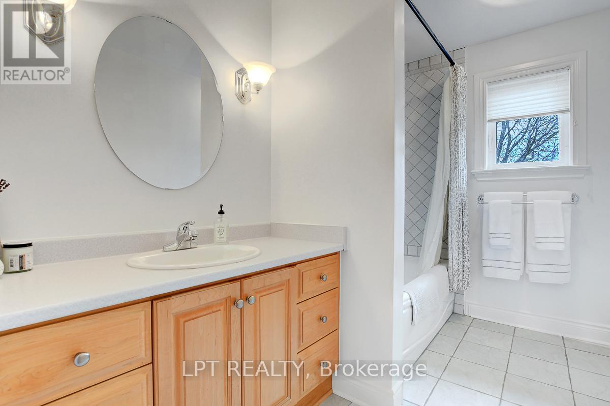 10a Ashburn Drive