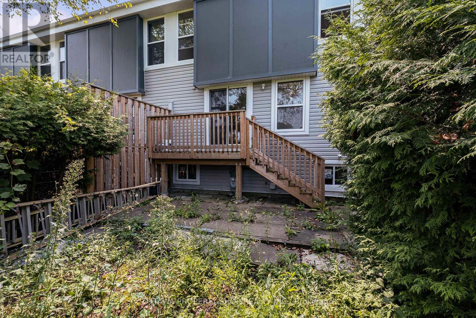 185 - 825 Cahill Drive W