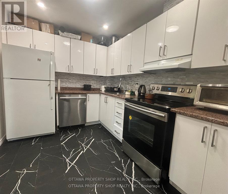 185 - 825 Cahill Drive W