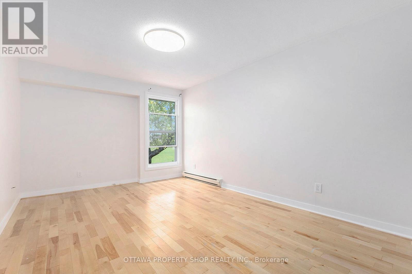 185 - 825 Cahill Drive W
