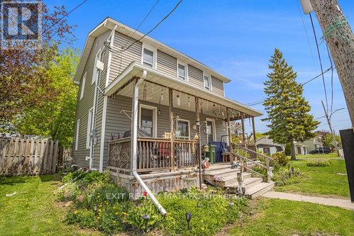 203 Castor Street