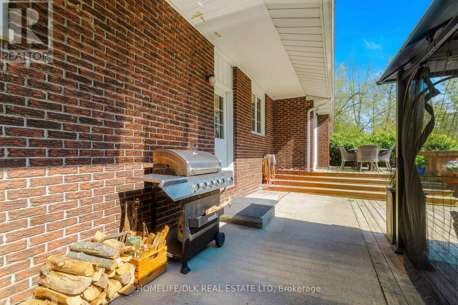 1076 County Road 15 Road