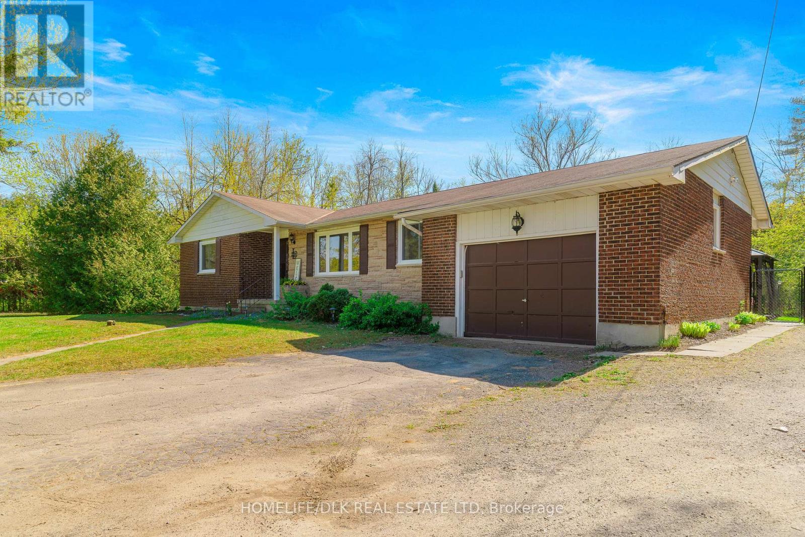 1076 County Road 15 Road