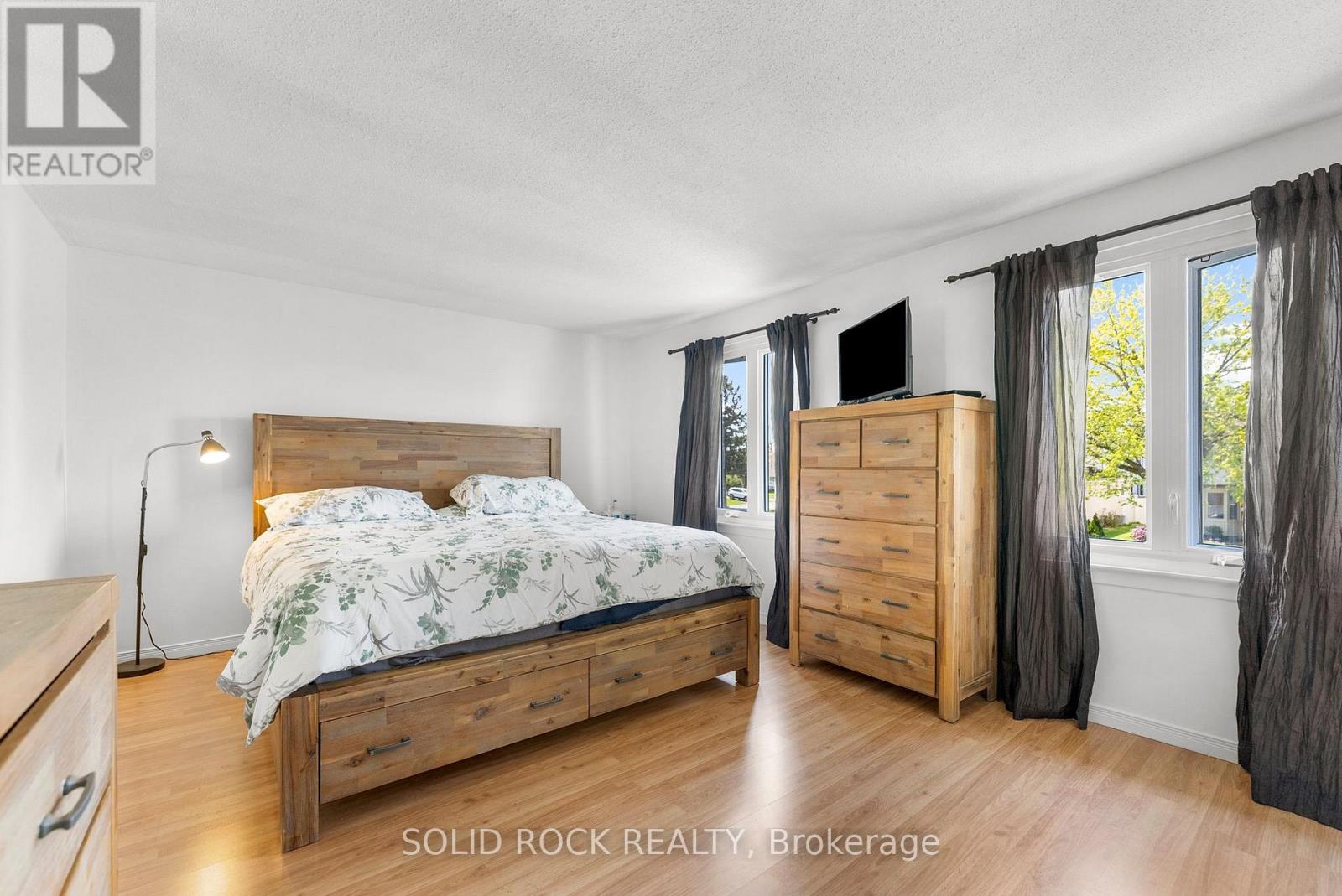 316 Singleton Way